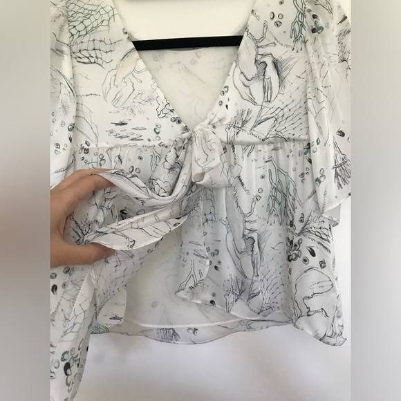 Club Monaco silk cropped top - Picture 16 of 16